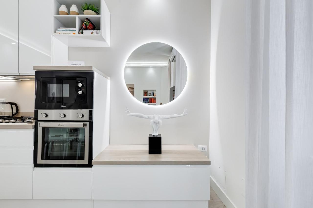 Bmga L The White Crown Apartment In Testaccio Рим Екстер'єр фото