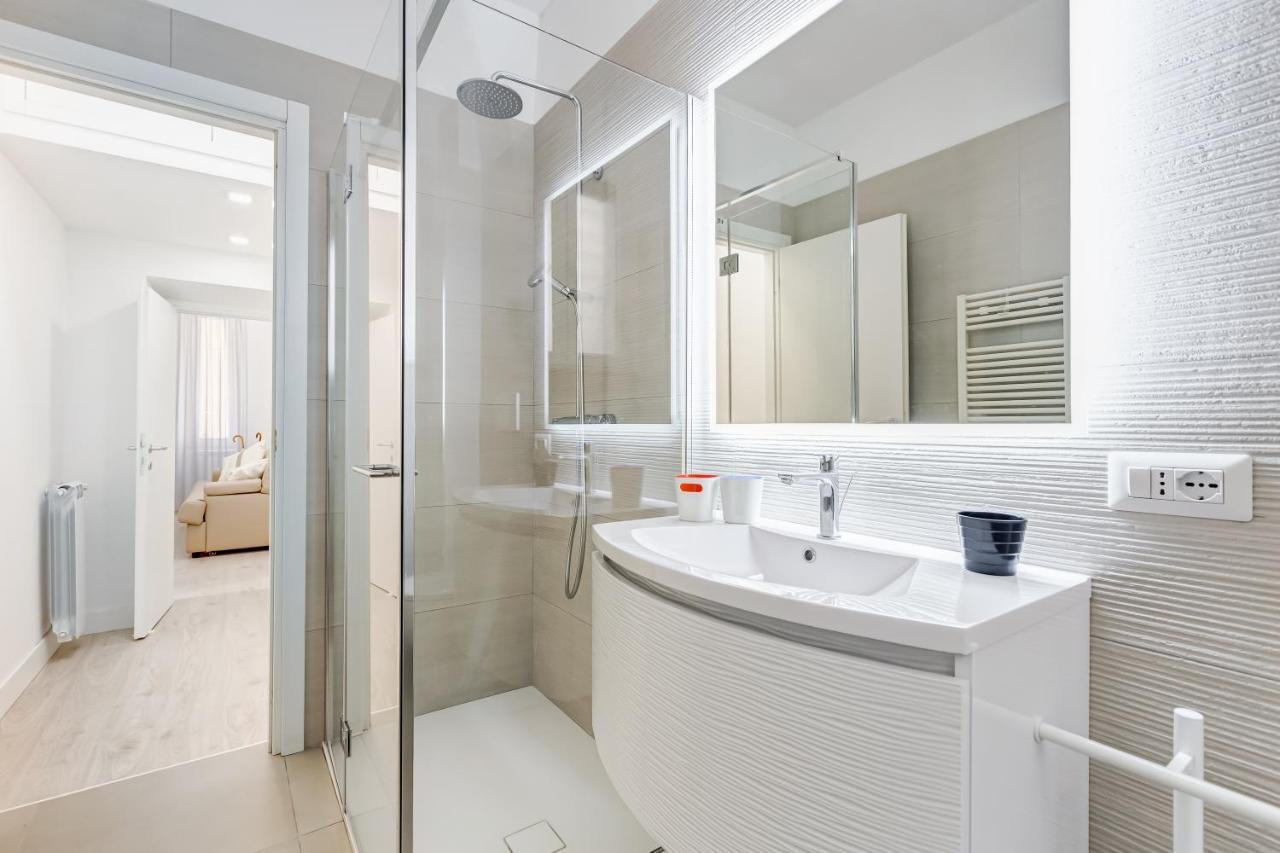 Bmga L The White Crown Apartment In Testaccio Рим Екстер'єр фото