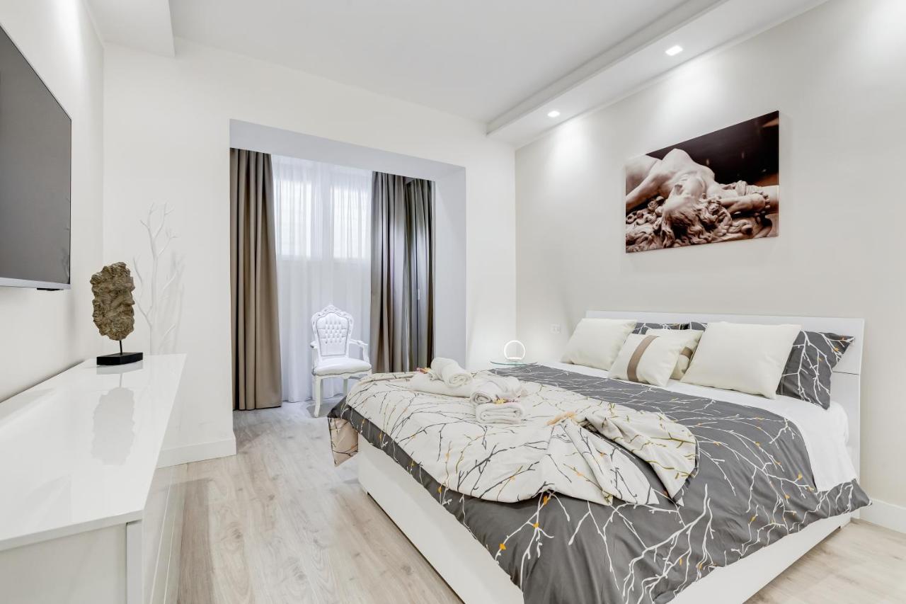 Bmga L The White Crown Apartment In Testaccio Рим Екстер'єр фото